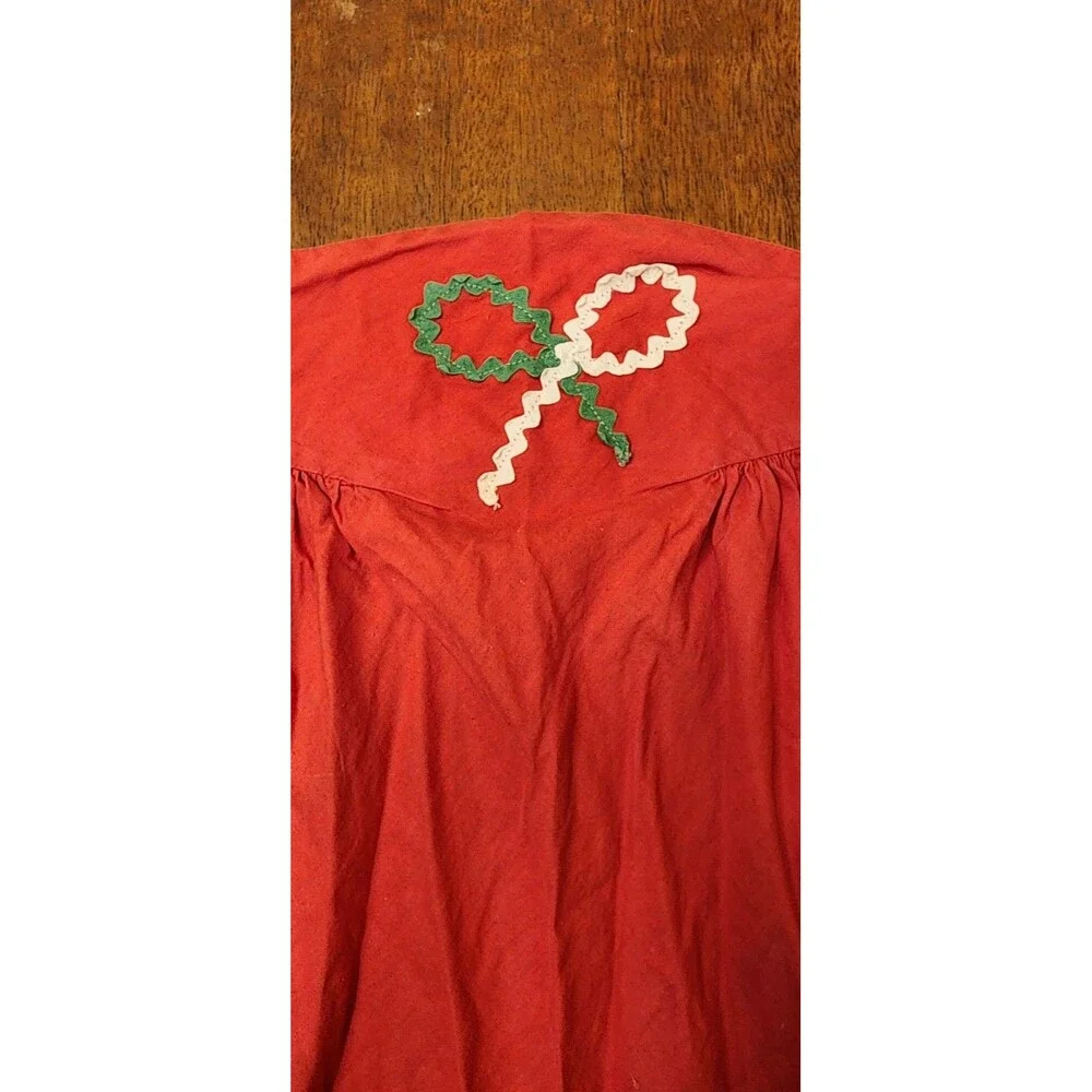 Vintage Holiday Apron Unique Diamond Like Shape with Rock Rack read See